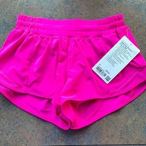 sonic pink 2.5 hotty hot shorts